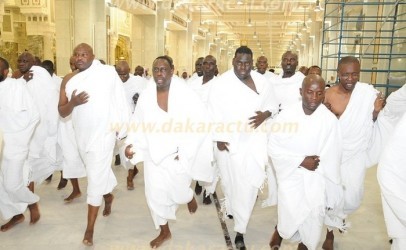 Photo| Macky Sall et ABC à la Mecque Photo| Macky Sall et ABC à la Mecque