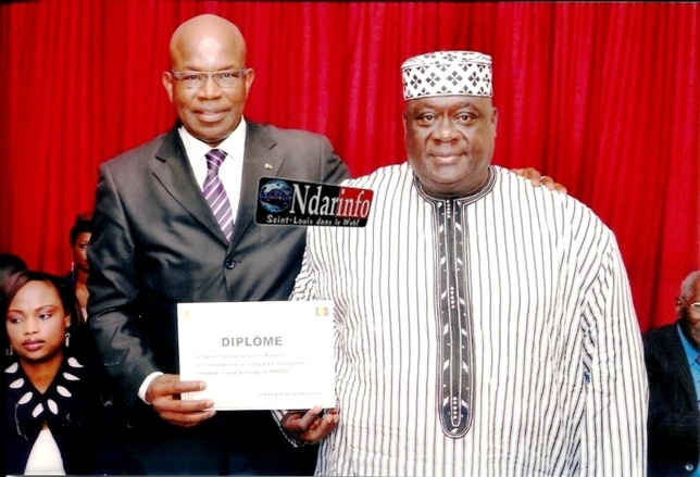 Mbaye Boye en compagnie de Moumar Guèye. Mbaye Boye en compagnie de Moumar Guèye.