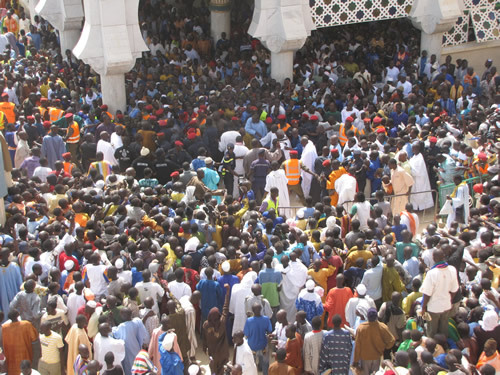 MAGAL DE TOUBA EDITION 2012 *** LE MAGAL : Un Acte de reconnaissance à Dieu et à Serigne TOUBA Khadimou Rassoul MAGAL DE TOUBA EDITION 2012 *** LE MAGAL : Un Acte de reconnaissance à Dieu et à Serigne TOUBA Khadimou Rassoul