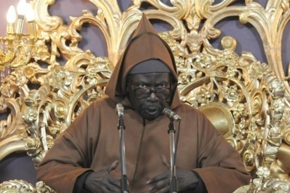 Serigne Cheikh Tidiane Sy, le nouveau khalife général des tidianes, est un ‘’Domou Ndar’’. Serigne Cheikh Tidiane Sy, le nouveau khalife général des tidianes, est un ‘’Domou Ndar’’.