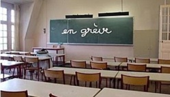 Saint-Louis : l'UES en débrayage lundi pour le paiement des indemnités du bac et du BFEM; Saint-Louis : l'UES en débrayage lundi pour le paiement des indemnités du bac et du BFEM;