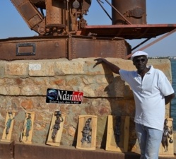 Coin d'art- Macodou Kébé: Un virtuose à la grue. Coin d'art- Macodou Kébé: Un virtuose à la grue.