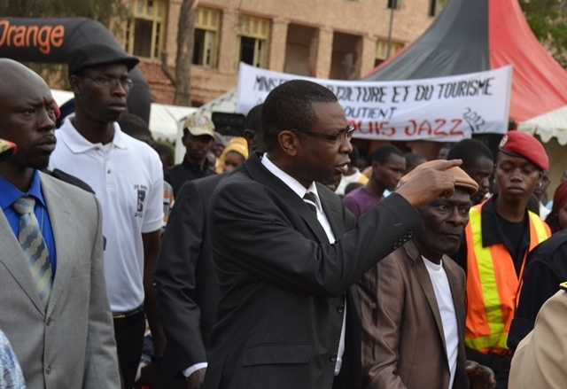 Dernière minute : Youssou Ndour arrive sur la Place Faidherbe
