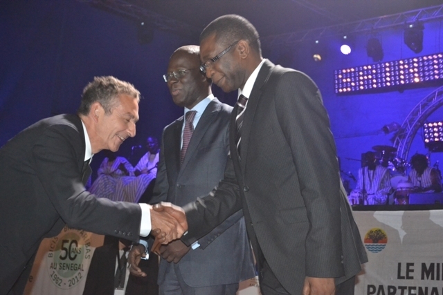 Saint-Louis Jazz 2012: Youssou Ndour remet des distinctions aux partenaires et soutiens