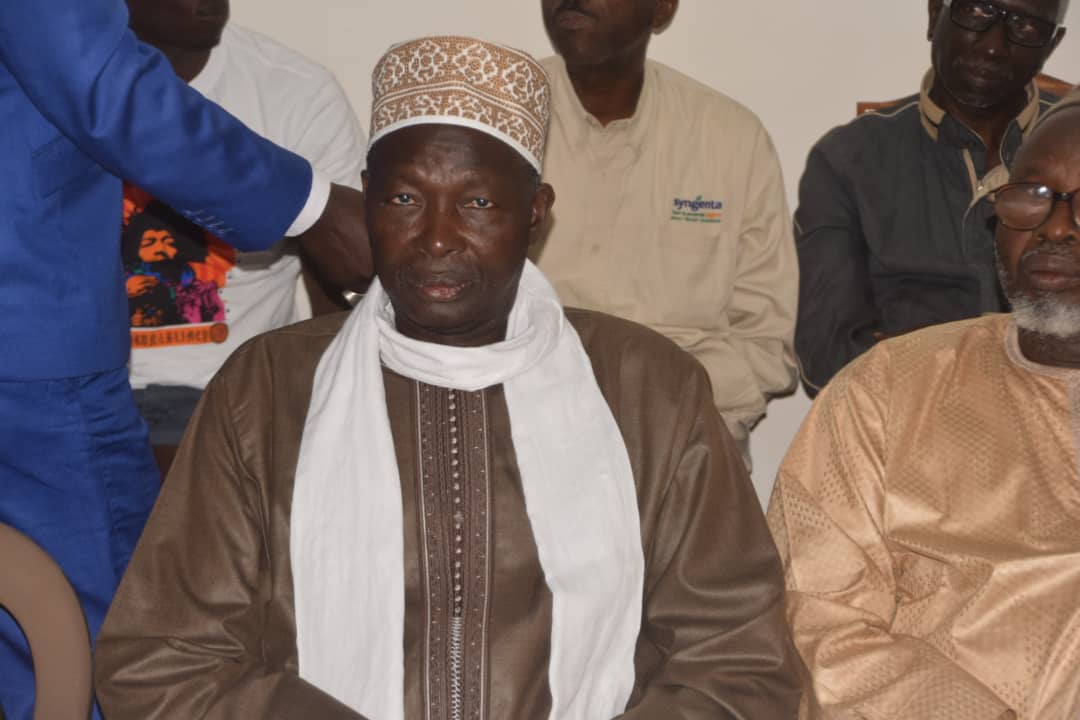 Poste : Ismaila Ndiaye « Diango » honoré ( photos) Poste : Ismaila Ndiaye « Diango » honoré ( photos)