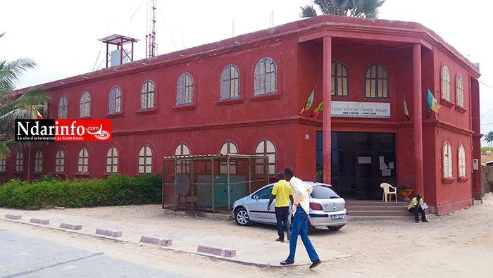  Saint-Louis: le Lycée d’Excellence Privé Aimé Césaire sur le toit de… l’Ecole !!!