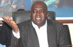 Oumar SARR : «Aliou SALL ne dit pas la vérité (…) Macky SALL, un émir qui distribue à sa famille les richesses du pays» Oumar SARR : «Aliou SALL ne dit pas la vérité (…) Macky SALL, un émir qui distribue à sa famille les richesses du pays»