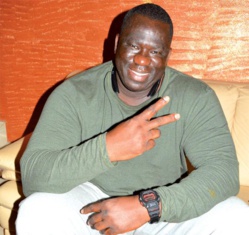 Yekini met fin à sa carrière de Lutteur Yekini met fin à sa carrière de Lutteur