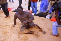 Yékini opéré et hospitalisé à Fann Yékini opéré et hospitalisé à Fann