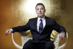 Frank Timis dans les filets d'une commission parlementaire au Burkina Faso Frank Timis dans les filets d'une commission parlementaire au Burkina Faso