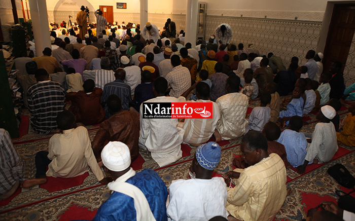MOSQUÉE IHSANE : Ferveur et Dévotion à l’ouverture du Bourda 2016. Regardez ! MOSQUÉE IHSANE : Ferveur et Dévotion à l’ouverture du Bourda 2016. Regardez !