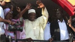 Adama Barrow se proclamera président le 18 janvier, si Yahyah Jammeh ne quitte pas le pouvoir Adama Barrow se proclamera président le 18 janvier, si Yahyah Jammeh ne quitte pas le pouvoir
