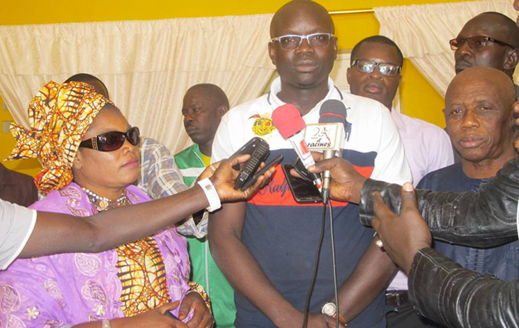 Saint-Louis : Pape Ibrahima FAYE magnifie la politique sportive de la Commune. Saint-Louis : Pape Ibrahima FAYE magnifie la politique sportive de la Commune.