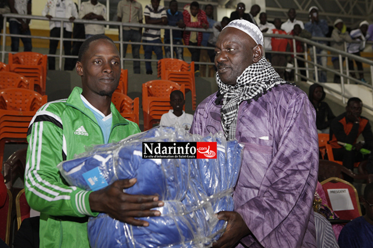 GANDIOL - FINALE DE LA ZONE 13 : Arona SOW célèbre la jeunesse ( Vidéo - Photos ) GANDIOL - FINALE DE LA ZONE 13 : Arona SOW célèbre la jeunesse ( Vidéo - Photos )