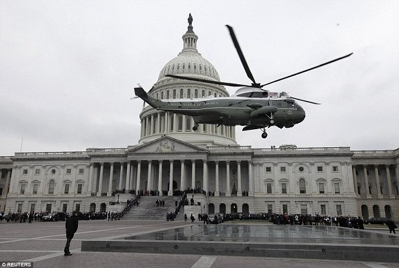 ( Photos ) Obama quitte Washington après huit ans à la Maison Blanche 