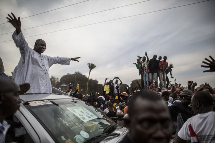 Adama Barrow à Banjul : "Le pire est terminé" Adama Barrow à Banjul : "Le pire est terminé"
