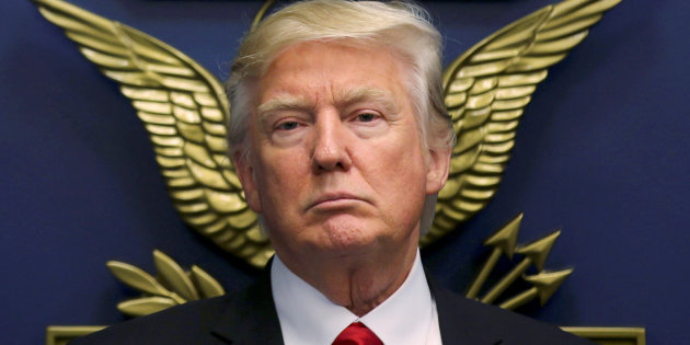 Décret Trump: l'UE va s'assurer qu'aucun de ses citoyens n'est victime de "discrimination" (Commission) Décret Trump: l'UE va s'assurer qu'aucun de ses citoyens n'est victime de "discrimination" (Commission)