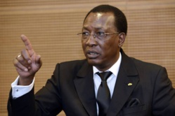 Idriss Déby : "Le moment est venu de revoir en profondeur les accords monétaires" avec Paris Idriss Déby : "Le moment est venu de revoir en profondeur les accords monétaires" avec Paris