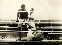 Dakar : une exposition va rendre hommage à Amadou Mbarick Fall "Battling Siki" Dakar : une exposition va rendre hommage à Amadou Mbarick Fall "Battling Siki"