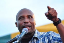 Deux ans de prison dont six mois ferme contre Barthélémy Dias Deux ans de prison dont six mois ferme contre Barthélémy Dias