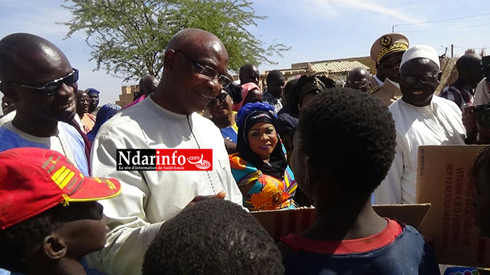 Saint-Louis : Serigne Mbaye THIAM visite les chantiers de l'éducation ( Photos ) Saint-Louis : Serigne Mbaye THIAM visite les chantiers de l'éducation ( Photos )