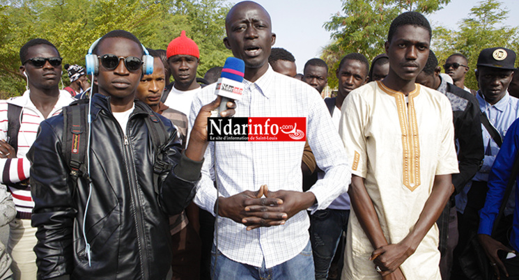 Grogne à l'UGB : dépités par la Direction, les étudiants de l’UFR S2ATA bloquent la RN2 ( Vidéo ) Grogne à l'UGB : dépités par la Direction, les étudiants de l’UFR S2ATA bloquent la RN2 ( Vidéo )