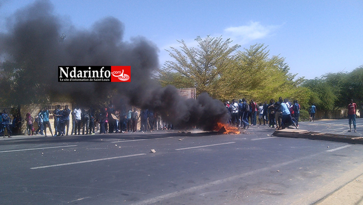 UGB : les grognes estudiantines s’enchainent … UGB : les grognes estudiantines s’enchainent …