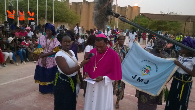 Journées Mondiales de la Jeunesse Catholique (JMJ) à l’aumônerie Saint-Augustin de l’UGB : un grand carnaval organisé à l’accueil des délégations
