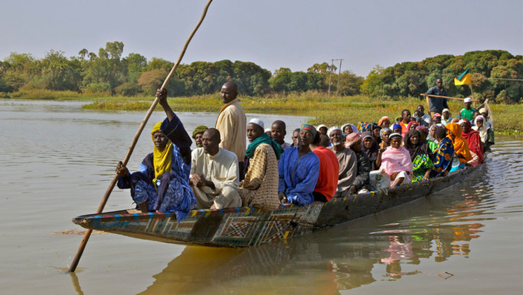 Drame à Bettenty : 72 passagers dans la pirogue prévue pour 30 Drame à Bettenty : 72 passagers dans la pirogue prévue pour 30