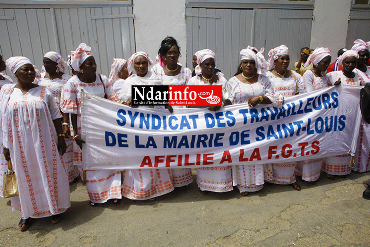 Journée mondiale des travailleurs : la procession syndicale de Saint-Louis ( vidéo - photos )