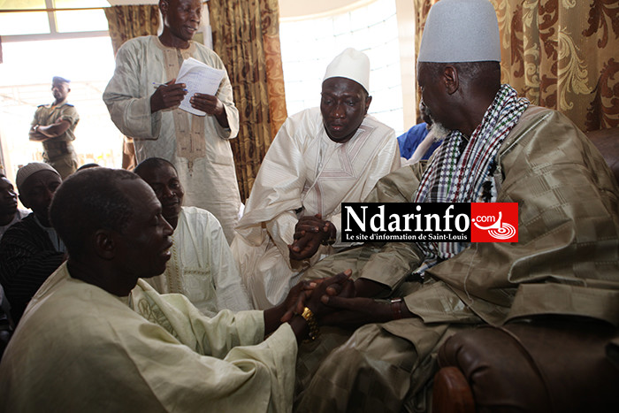 ZIARRA DE NDIAMB FALL : 66 « kamils » pour un Sénégal prospère (vidéo) ZIARRA DE NDIAMB FALL : 66 « kamils » pour un Sénégal prospère (vidéo)