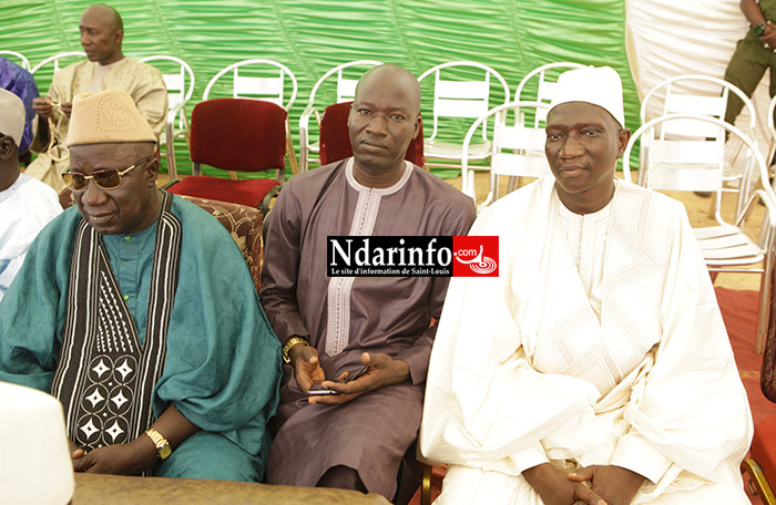 ZIARRA DE NDIAMB FALL : 66 « kamils » pour un Sénégal prospère (vidéo) ZIARRA DE NDIAMB FALL : 66 « kamils » pour un Sénégal prospère (vidéo)