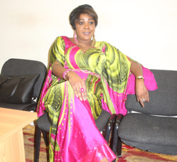 Aminata Diouf Yade alias Aminata Khass, artiste et greffière au Tribunal : " pourquoi j'ai chanté Golbert DIAGNE "