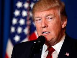 Trump, "fâché", envisagerait une vague de licenciements
