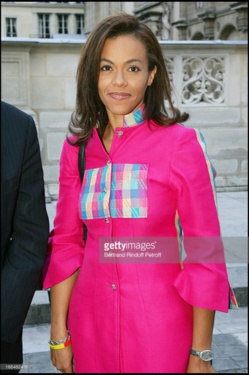 Elène Tine, députée: "On veut emprisonner Syndiély Wade" Elène Tine, députée: "On veut emprisonner Syndiély Wade"