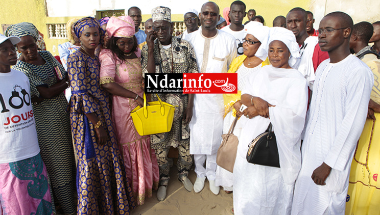 Saint-Louis : des « kamils » et de la ferveur pour la libération de Khalifa SALL (vidéo) Saint-Louis : des « kamils » et de la ferveur pour la libération de Khalifa SALL (vidéo)