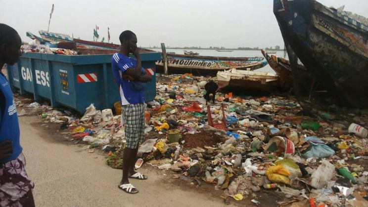 INSALUBRITÉ : triste sort des berges de Goxu Mbacc après la visite de Macky SALL