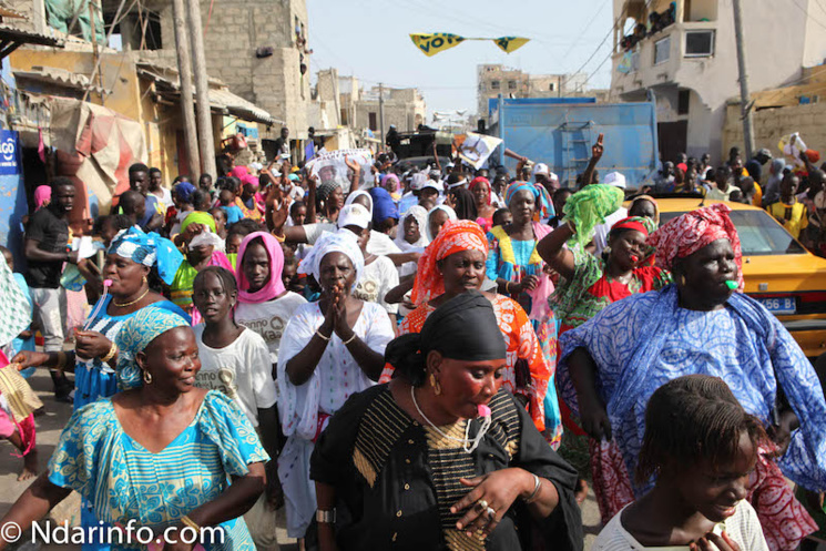 PHOTOS – Impressionnante mobilisation à la caravane de BBY sur la Langue de Barbarie