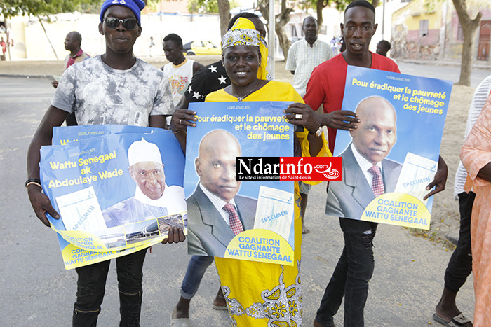 « Saint-Louis trop sale, immonde et peuplée de mouches, c’est le bilan de Mansour FAYE », crie Djibril SAKHO « Saint-Louis trop sale, immonde et peuplée de mouches, c’est le bilan de Mansour FAYE », crie Djibril SAKHO