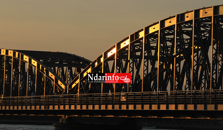 Découverte : Saint-Louis du Sénégal, promenade sur le Pont Faidherbe