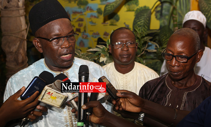 "L’arbre est la vie" et "L’eau source de paix et de sécurité " : une contribution inestimable du Colonel Moumar GUEYE pour l’école sénégalaise ( vidéo ) "L’arbre est la vie" et "L’eau source de paix et de sécurité " : une contribution inestimable du Colonel Moumar GUEYE pour l’école sénégalaise ( vidéo )