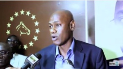 Youssou Touré ravale (encore) son vomi : "«Comme le disait Youssou Ndour, mon chanteur préféré, nul n’est infaillible. Je reconnais avoir émis des propos discourtois envers le Président Macky Sall " Youssou Touré ravale (encore) son vomi : "«Comme le disait Youssou Ndour, mon chanteur préféré, nul n’est infaillible. Je reconnais avoir émis des propos discourtois envers le Président Macky Sall "