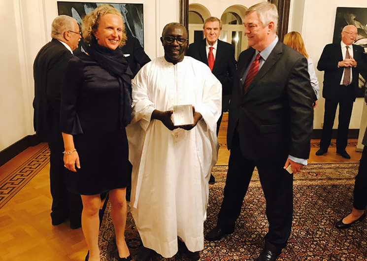 Le Sénégal distingué en Allemague : le Prix Walter Scheel remis à Amadou DIAW (photos)