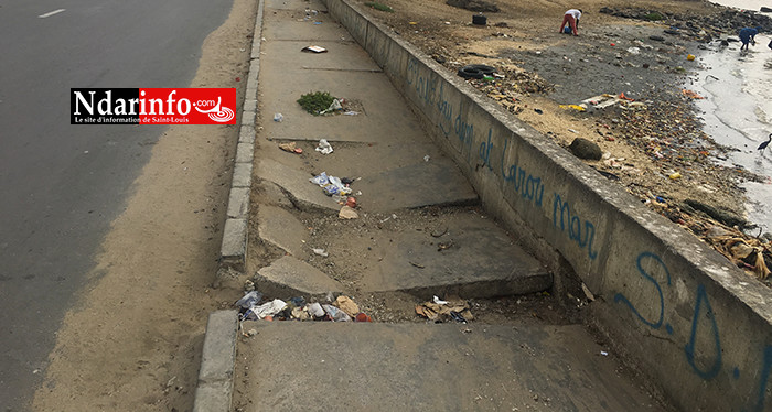 DANGERS PUBLICS : la Mairie doit agir rapidement (photos) DANGERS PUBLICS : la Mairie doit agir rapidement (photos)