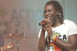 Contre Nicolas Sarkozy et Faure Gnassingbé, un Front pour la démocratie en Afrique se lance à Bamako Contre Nicolas Sarkozy et Faure Gnassingbé, un Front pour la démocratie en Afrique se lance à Bamako