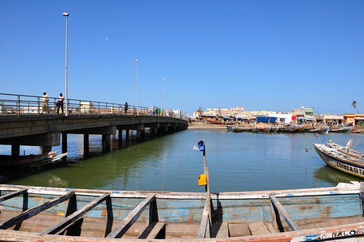 Eclairage défaillant sur le Pont Moustaph Malick GAYE Eclairage défaillant sur le Pont Moustaph Malick GAYE