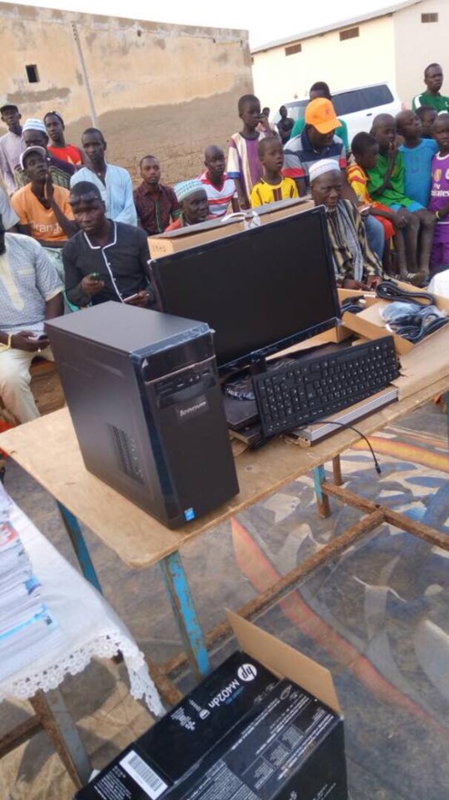 RONKH : Faly SECK offre des kits scolaires aux élèves et du matériel informatique aux écoles ( photos )