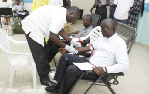 Saint-Louis : les étudiants des UFR santé au chevet des populations Saint-Louis : les étudiants des UFR santé au chevet des populations