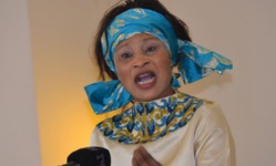 Me Aïssata Tall Sall : "On nous demande de nous livrer à un jeu idiot" Me Aïssata Tall Sall : "On nous demande de nous livrer à un jeu idiot"