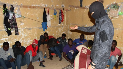 Trois personnes arrêtées pour trafic de migrants